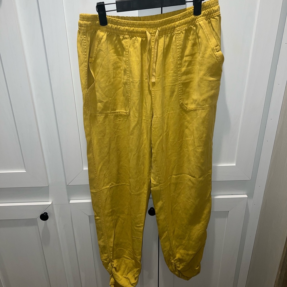 Thread & supply women’s xl pants - Picture 2 of 8